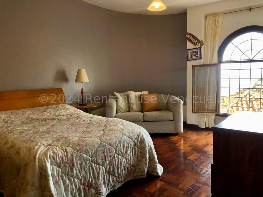 Casa (Duplex) en Venta en Parque el Retiro, Miranda - 28