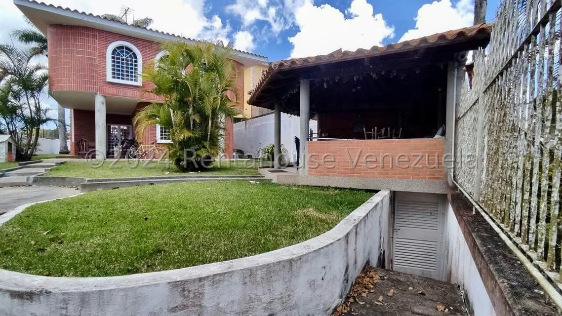 Casa (Duplex) en Venta en Parque el Retiro, Miranda - 36