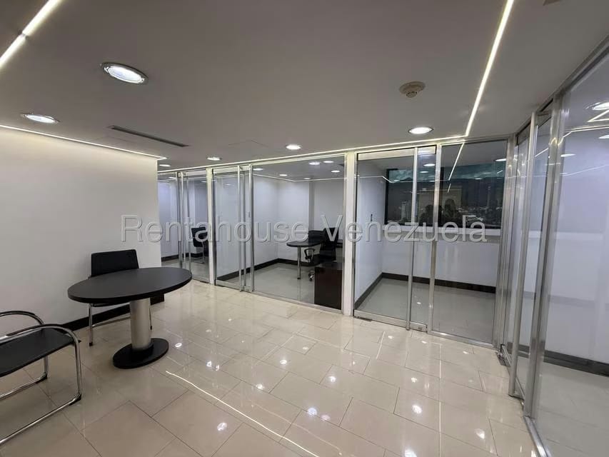 Comercial (Oficina) en Venta en La Viña, Carabobo - 8