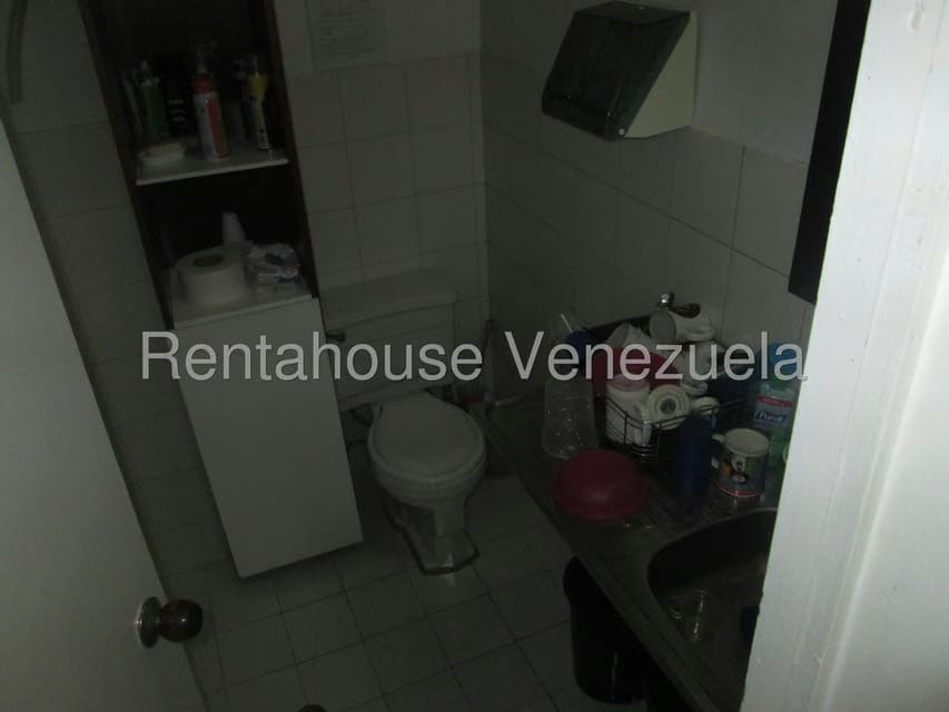 Comercial (Local Comercial) en Venta en La Campiña, Distrito Metropolitano - 10