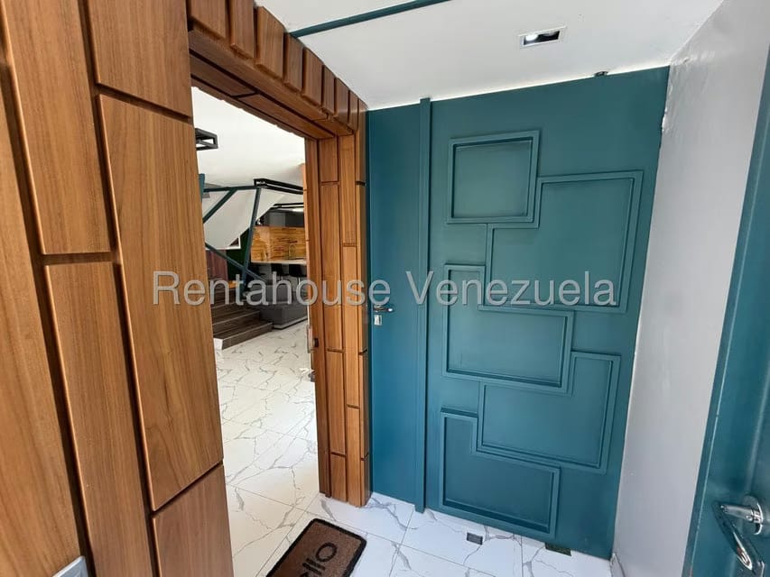Casa (1 Nivel) en Venta en La Trinidad, Distrito Metropolitano - 2