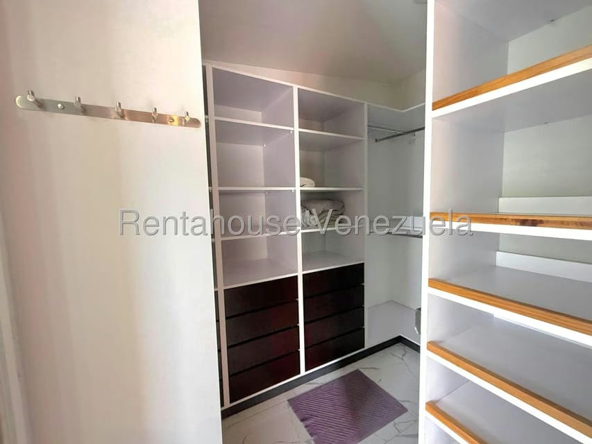 Casa (1 Nivel) en Venta en La Trinidad, Distrito Metropolitano - 18