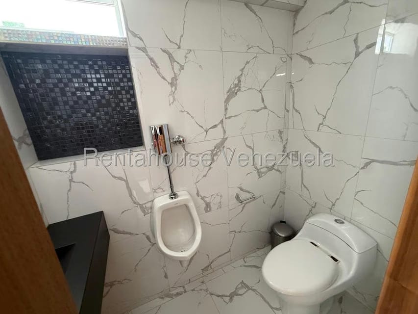 Casa (1 Nivel) en Venta en La Trinidad, Distrito Metropolitano - 5