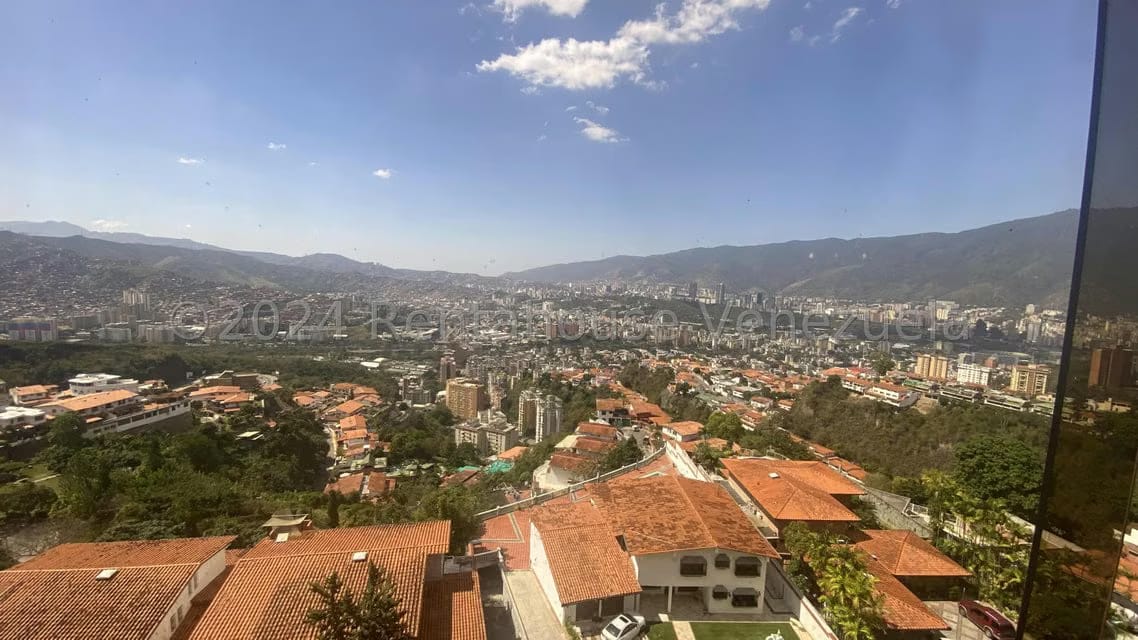 Apartamento (1 Nivel) en Alquiler en Colinas de Santa Monica, Distrito Metropolitano - 7