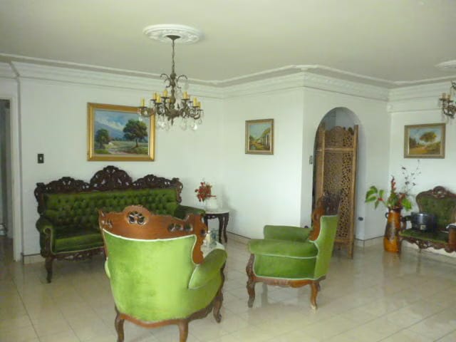 Apartamento (1 Nivel) en Venta en El Parque, Lara - 2