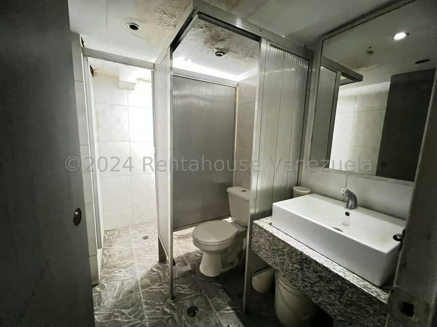 Comercial (Local Comercial) en Venta en La Candelaria, Distrito Metropolitano - 14