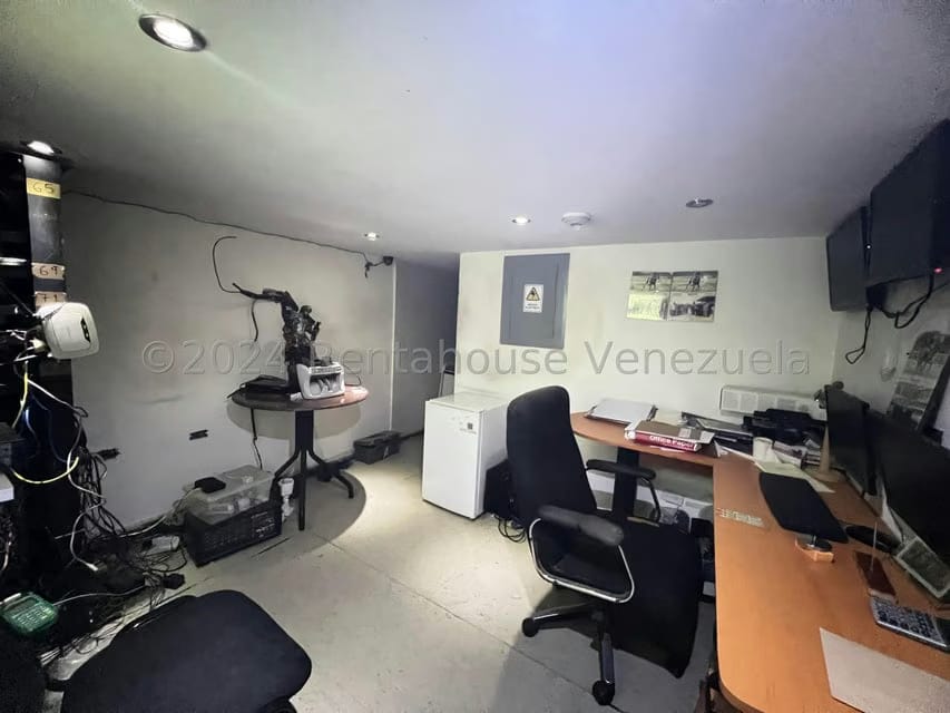 Comercial (Local Comercial) en Venta en La Candelaria, Distrito Metropolitano - 24