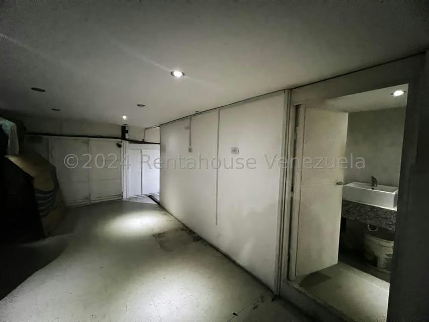 Comercial (Local Comercial) en Venta en La Candelaria, Distrito Metropolitano - 26