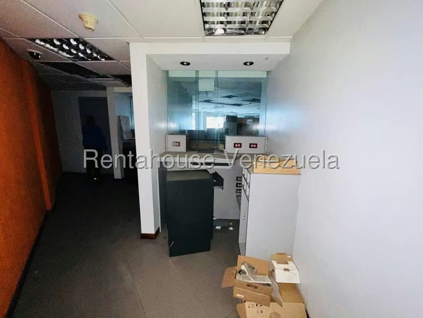 Comercial (Oficina) en Venta en Centro, Aragua - 8