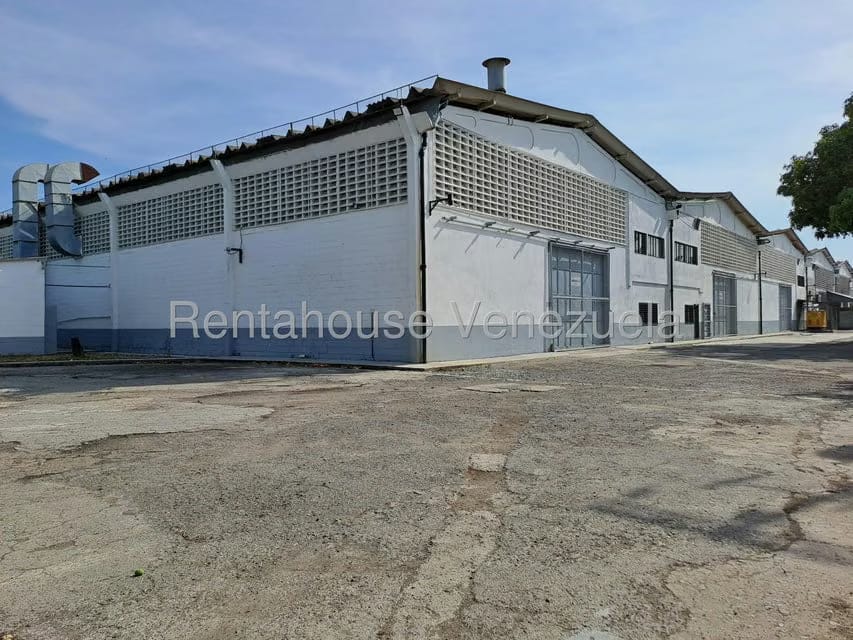 Comercial (Galpon - Deposito) en Venta en Zona Industrial Las Vegas, Aragua - 116