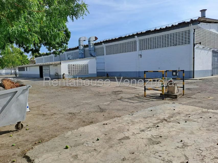 Comercial (Galpon - Deposito) en Venta en Zona Industrial Las Vegas, Aragua - 118