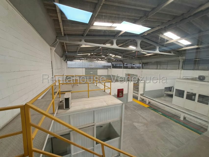 Comercial (Galpon - Deposito) en Venta en Zona Industrial Las Vegas, Aragua - 37
