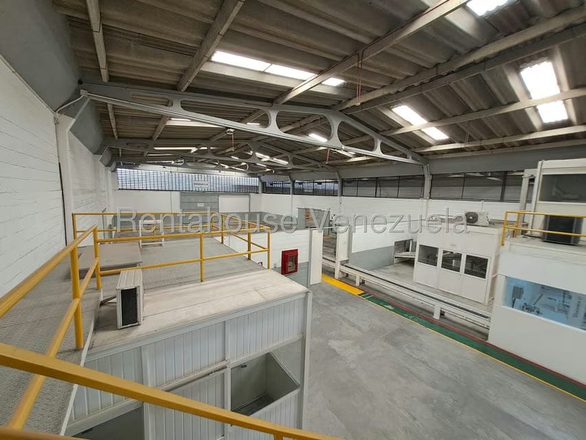 Comercial (Galpon - Deposito) en Venta en Zona Industrial Las Vegas, Aragua - 41