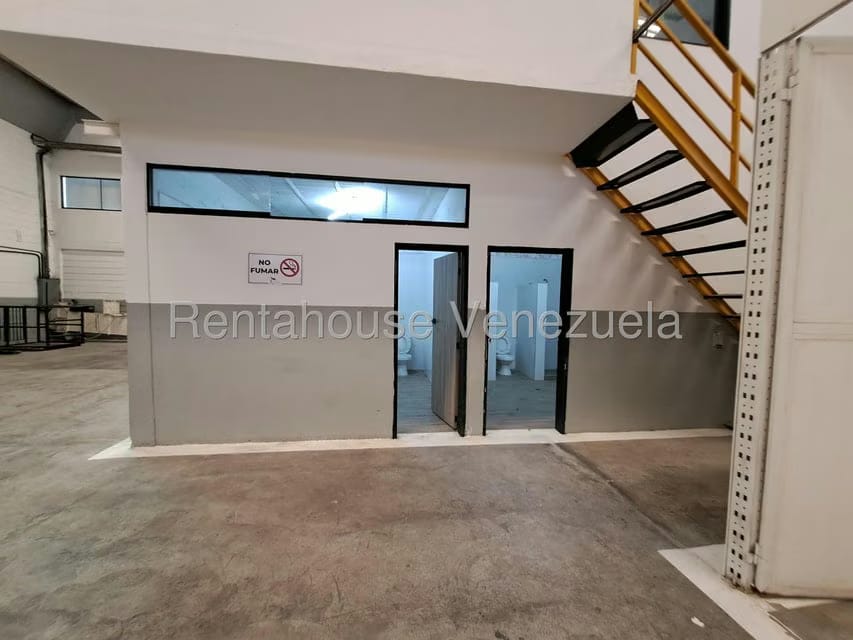 Comercial (Galpon - Deposito) en Venta en Zona Industrial Las Vegas, Aragua - 51