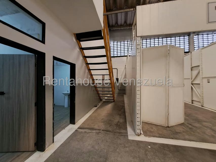 Comercial (Galpon - Deposito) en Venta en Zona Industrial Las Vegas, Aragua - 52