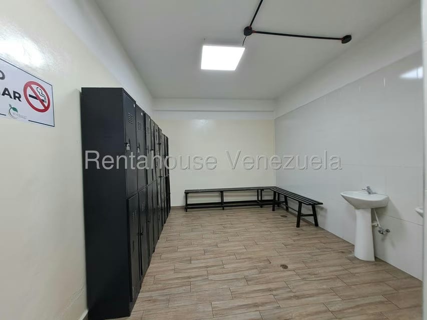Comercial (Galpon - Deposito) en Venta en Zona Industrial Las Vegas, Aragua - 62