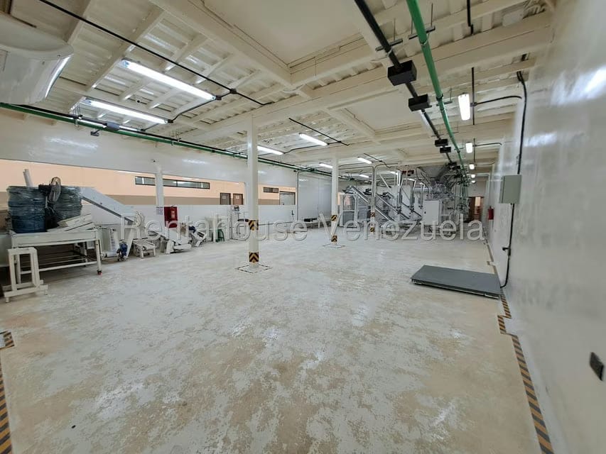 Comercial (Galpon - Deposito) en Venta en Zona Industrial Las Vegas, Aragua - 67