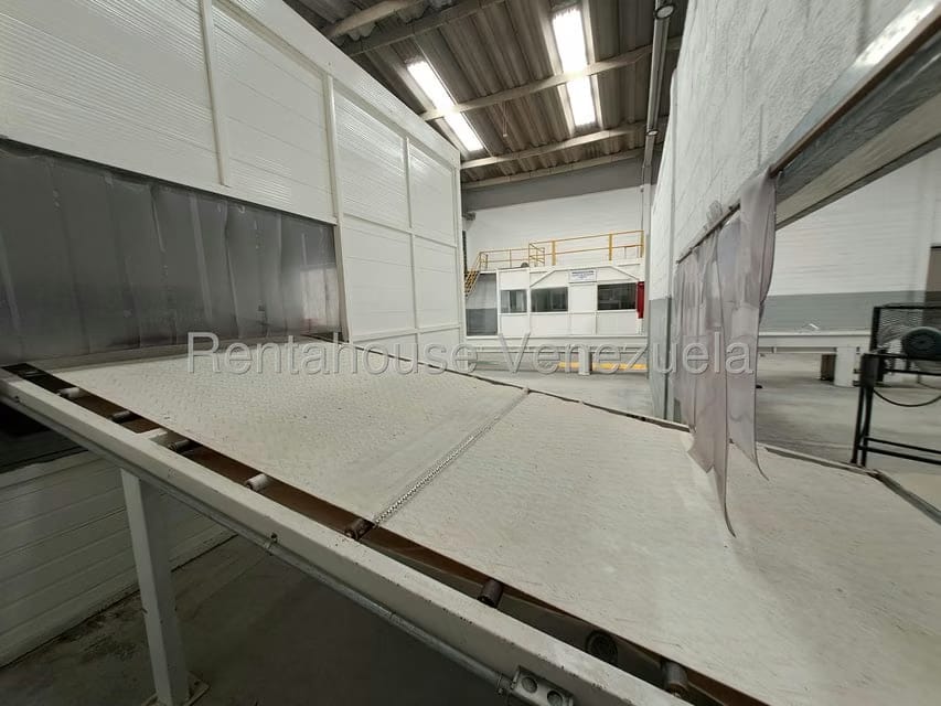 Comercial (Galpon - Deposito) en Venta en Zona Industrial Las Vegas, Aragua - 75