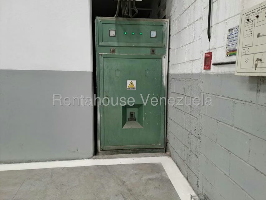 Comercial (Galpon - Deposito) en Venta en Zona Industrial Las Vegas, Aragua - 79