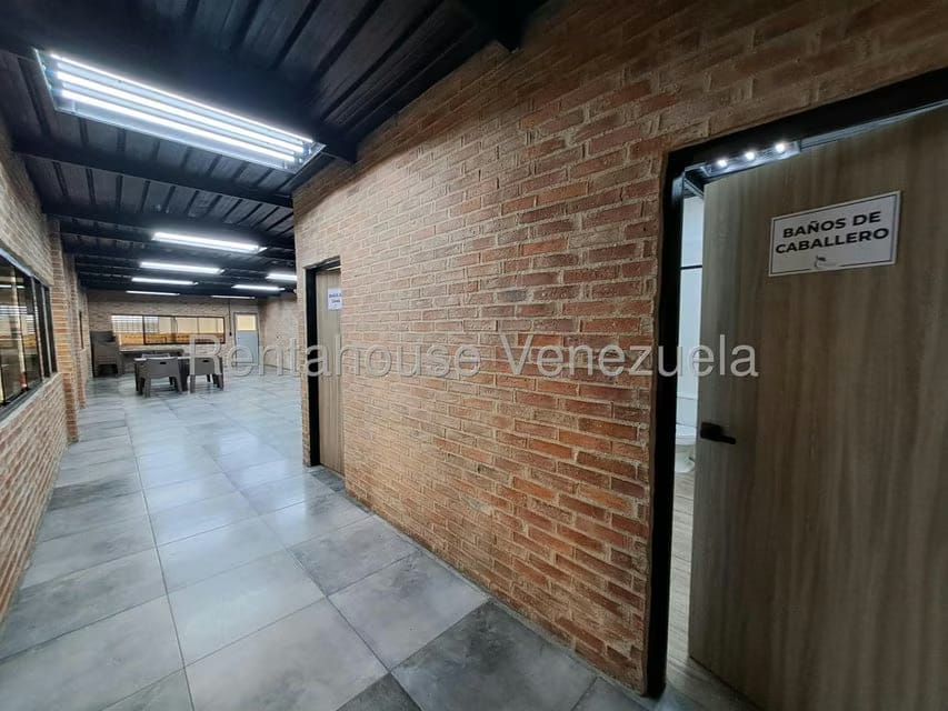 Comercial (Galpon - Deposito) en Venta en Zona Industrial Las Vegas, Aragua - 90