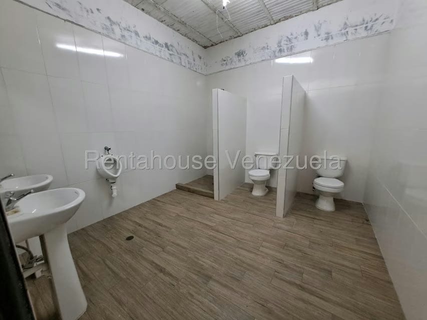 Comercial (Galpon - Deposito) en Venta en Zona Industrial Las Vegas, Aragua - 96