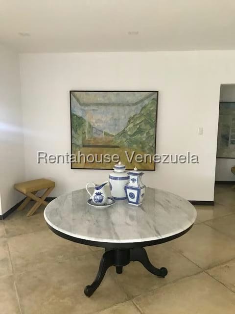 Casa (Colonial) en Venta en Los Chorros, Distrito Metropolitano - 2