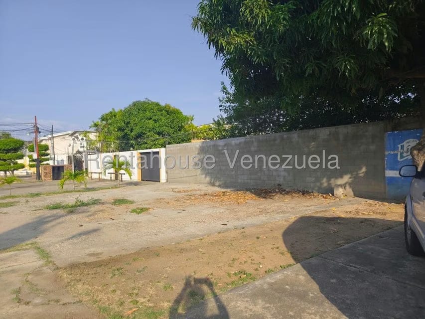 Terreno (Residencial) en Venta en Plaza Alonso, Zulia