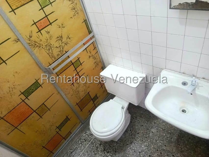 Comercial (Local Comercial) en Alquiler en Zona Oeste, Lara - 11