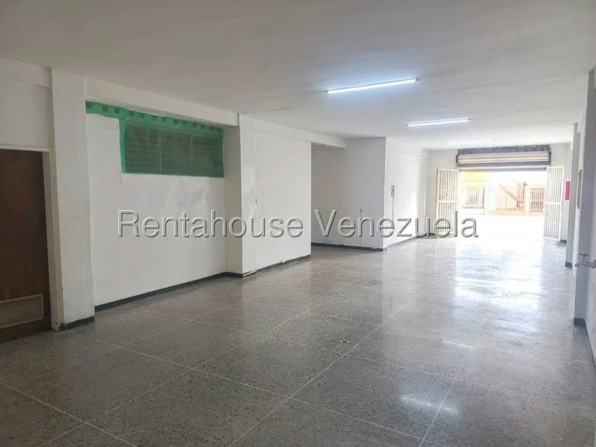 Comercial (Local Comercial) en Alquiler en Zona Oeste, Lara - 10