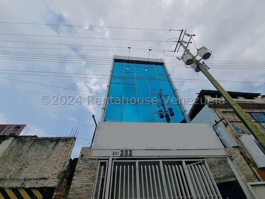 Comercial (Oficina) en Venta en Maiquetia, Vargas