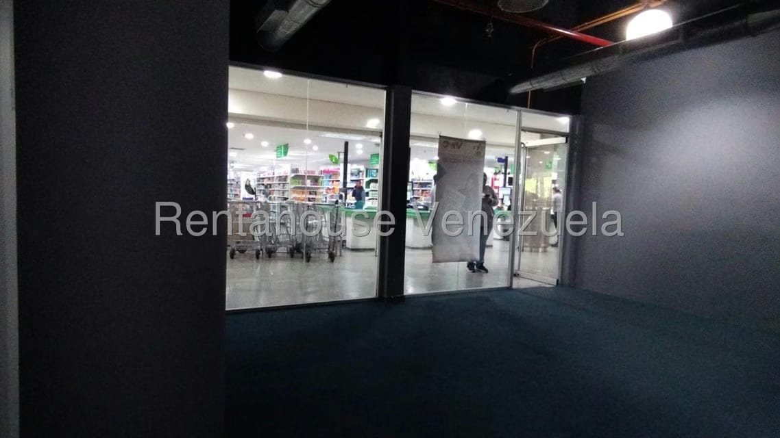 Comercial (Local Comercial) en Alquiler en Colinas de Valle Arriba, Distrito Metropolitano - 8