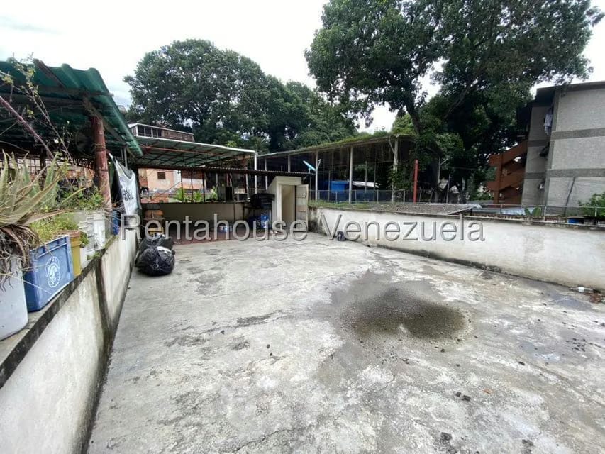 Comercial (Local Comercial) en Venta en Petare, Distrito Metropolitano - 16