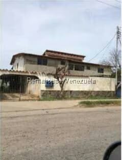 Casa (Contemporaneo) en Venta en Porlamar, Nueva Esparta - 2
