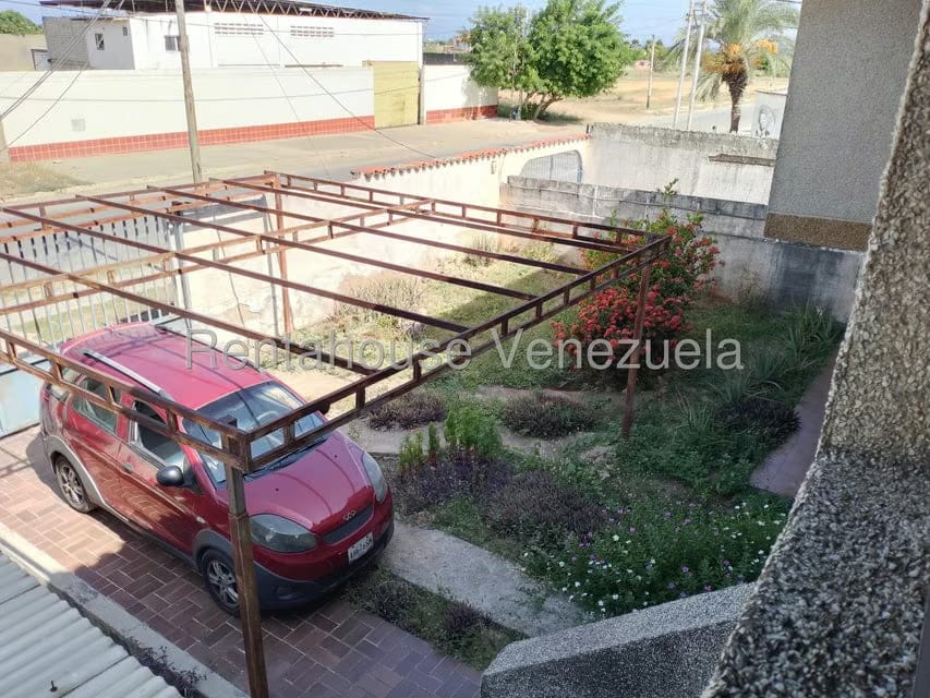 Casa (Contemporaneo) en Venta en Porlamar, Nueva Esparta - 32