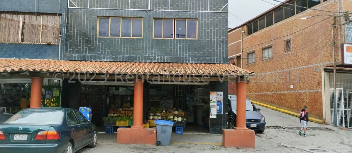 Comercial (Local Comercial) en Venta en El Junquito, Distrito Metropolitano - 2