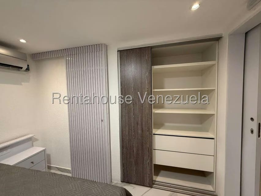 Apartamento (1 Nivel) en Alquiler en Tanaguarenas, Vargas - 12