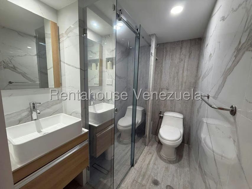 Apartamento (1 Nivel) en Alquiler en Tanaguarenas, Vargas - 16