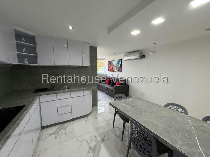 Apartamento (1 Nivel) en Alquiler en Tanaguarenas, Vargas - 4