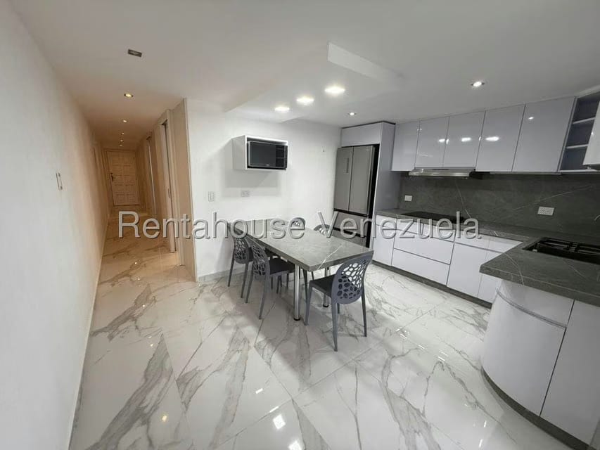 Apartamento (1 Nivel) en Alquiler en Tanaguarenas, Vargas - 8