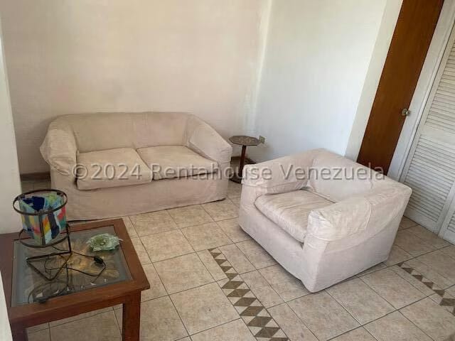 Casa (Duplex) en Venta en Las Palmas, Distrito Metropolitano - 24