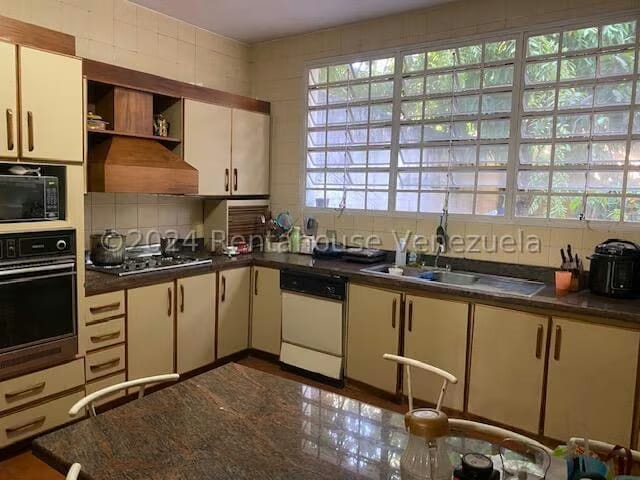 Casa (Duplex) en Venta en Las Palmas, Distrito Metropolitano - 9