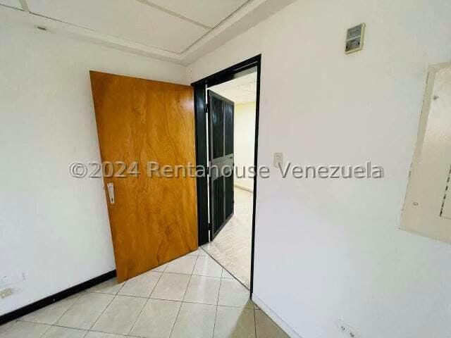 Comercial (Local Comercial) en Alquiler en Avenida Bolivar, Aragua - 11