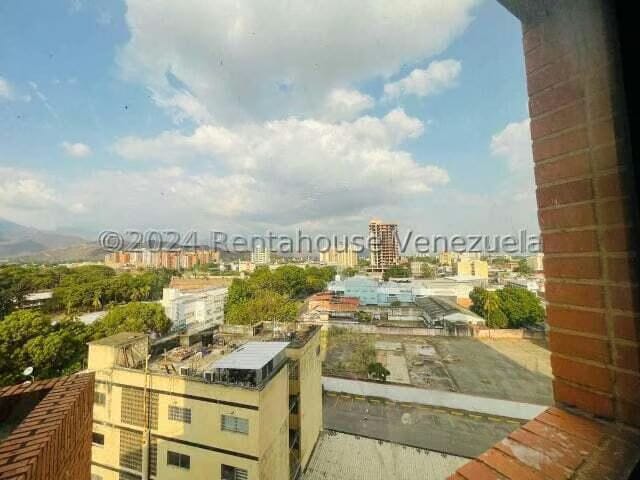 Comercial (Local Comercial) en Alquiler en Avenida Bolivar, Aragua - 9