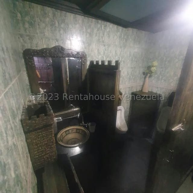 Comercial (Local Comercial) en Venta en Guatire, Miranda - 11