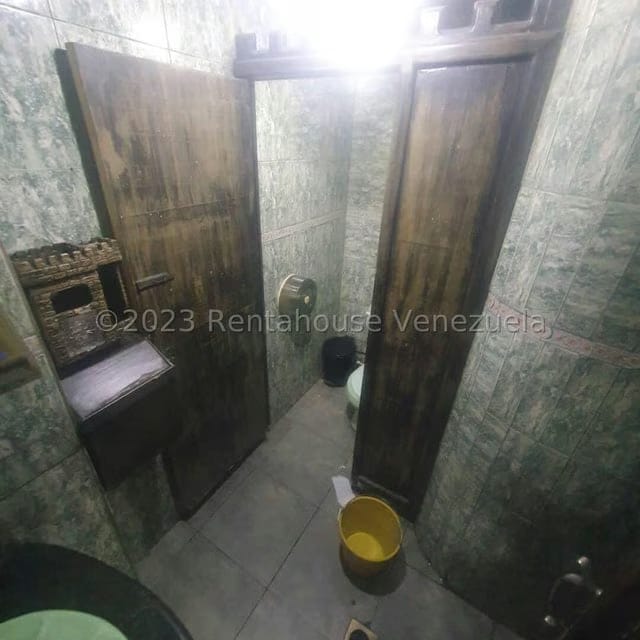 Comercial (Local Comercial) en Venta en Guatire, Miranda - 13