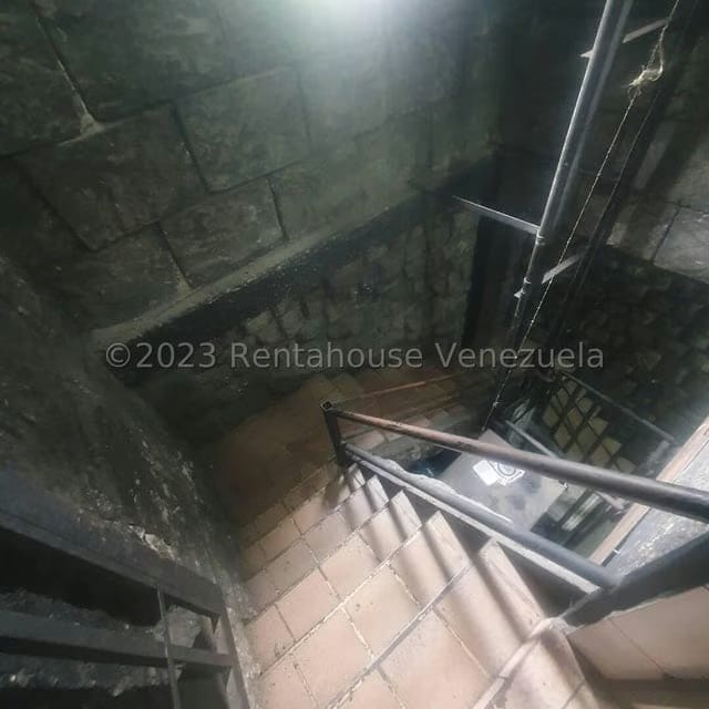 Comercial (Local Comercial) en Venta en Guatire, Miranda - 29