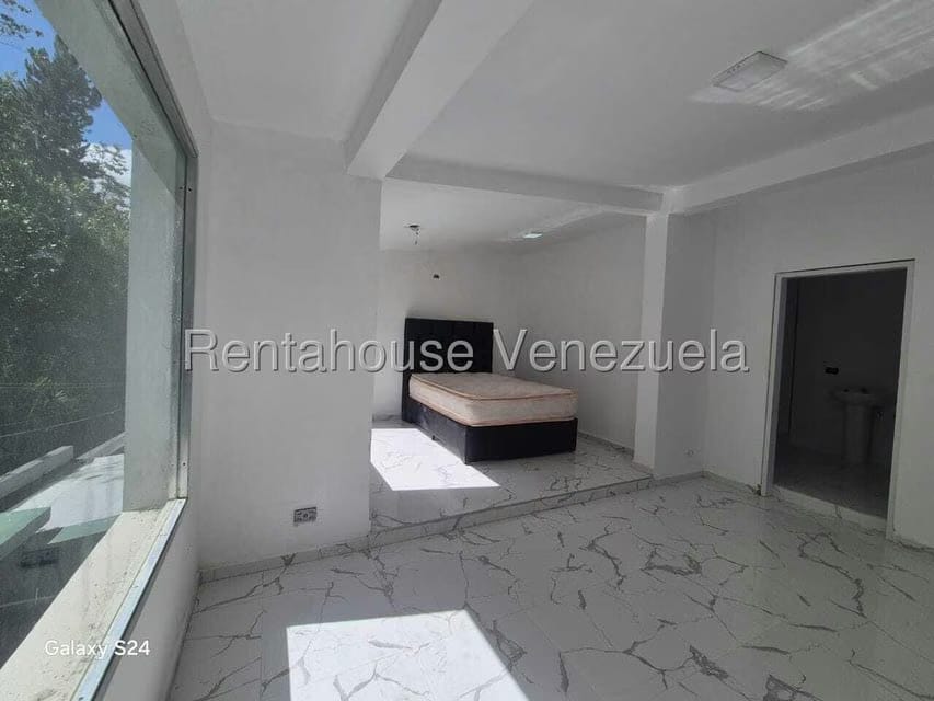 Casa (Multipes Niveles) en Venta en Los Guayabitos, Distrito Metropolitano - 20