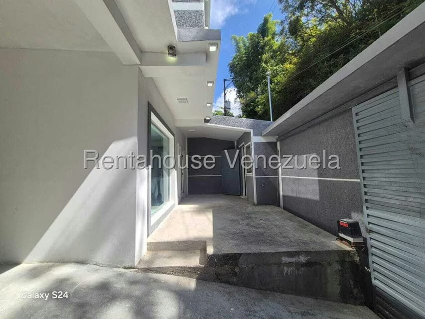 Casa (Multipes Niveles) en Venta en Los Guayabitos, Distrito Metropolitano - 3