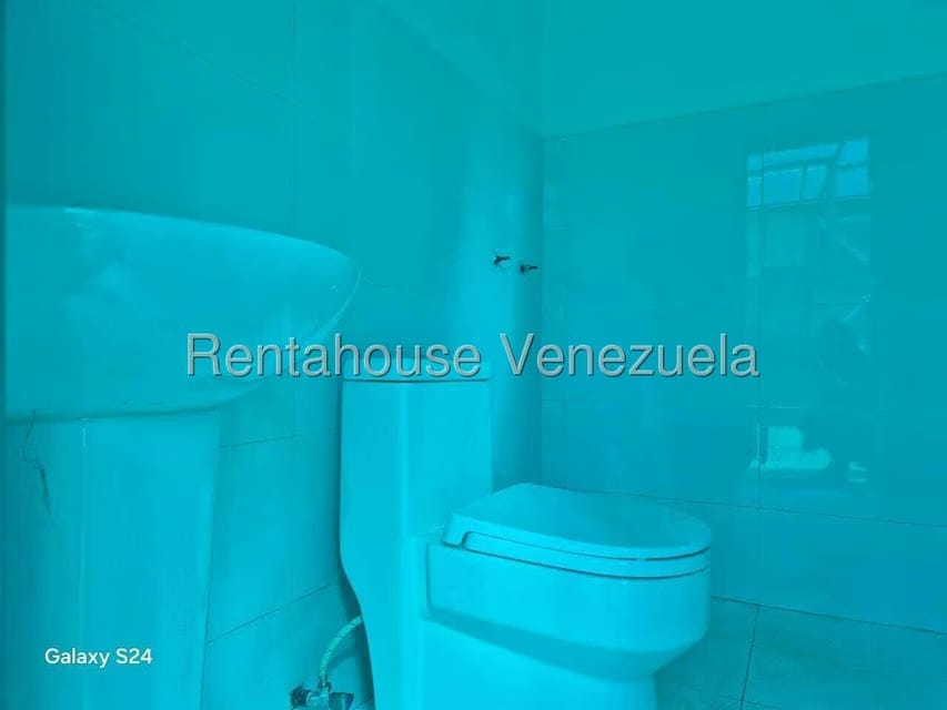 Casa (Multipes Niveles) en Venta en Los Guayabitos, Distrito Metropolitano - 38