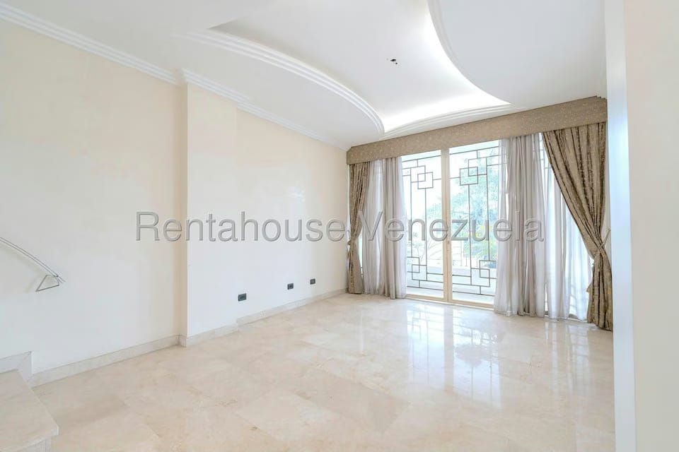 Casa (Multipes Niveles) en Venta en Las Marias, Distrito Metropolitano - 17